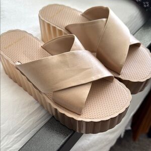 Tory Burch Gold Platform Sandals with Crisscross Straps